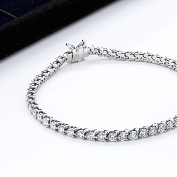 Tiffany & Co. Victoria Tennis Bracelet Large - Picture 2 of 4